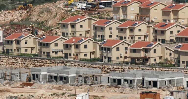 إسرائيل تصادق على مئات الوحدات الاستيطانية في جنوب بيت لحم