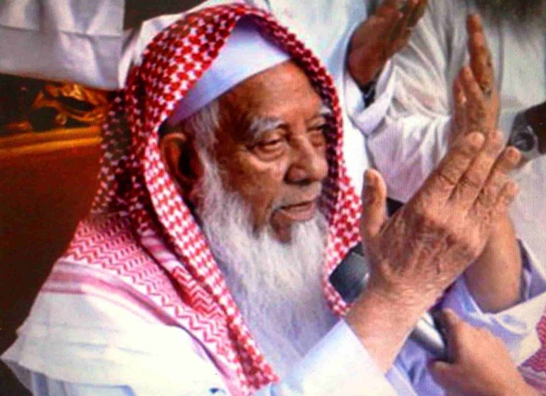الشيخ أحمد شفيع : قرار تعليق الجمعة والجماعة صحيح شرعا