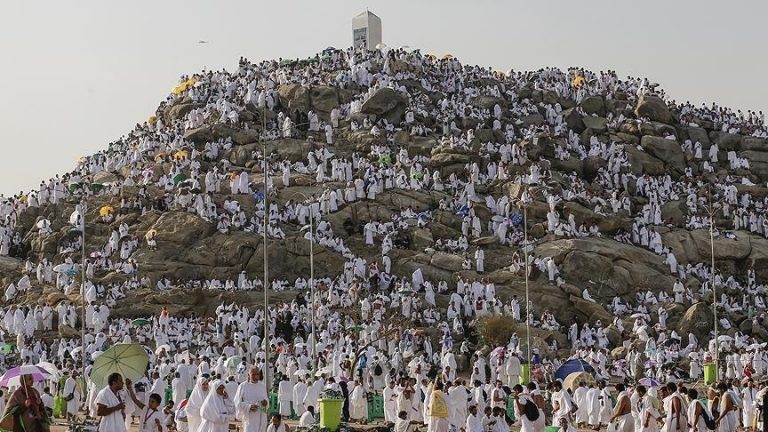 السعودية تعلن 5 إجراءات لضمان حج صحي في مواجهة كورونا