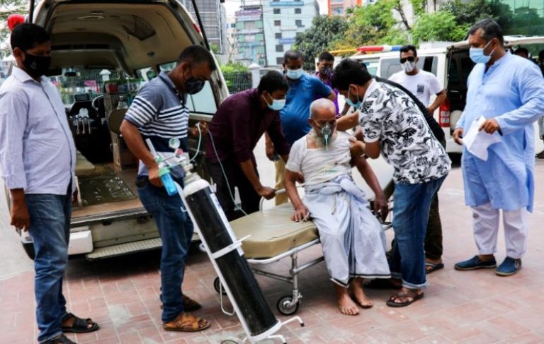 وسط مخاوف من أزمة الأكسجين…بنغلاديش تسجل حالات قياسية من كوفيد