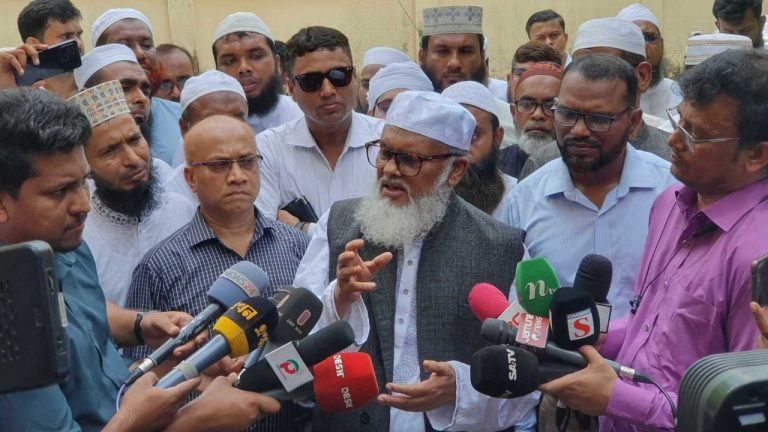 مستشار الشؤون الدينية: العلماء إذا تولوا قيادة البلاد، ستتحول إلى مجتمع ذهبي خالٍ من الفساد